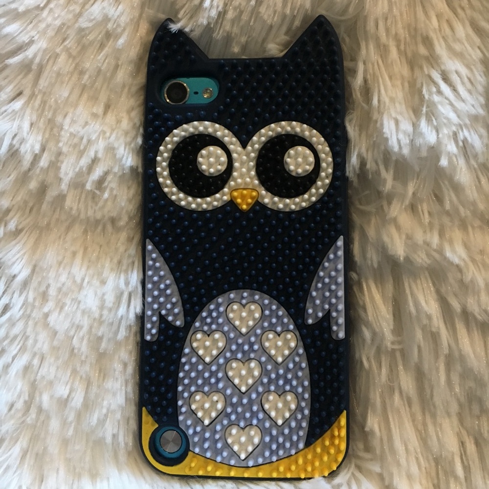 SALE iPod touch Owl case